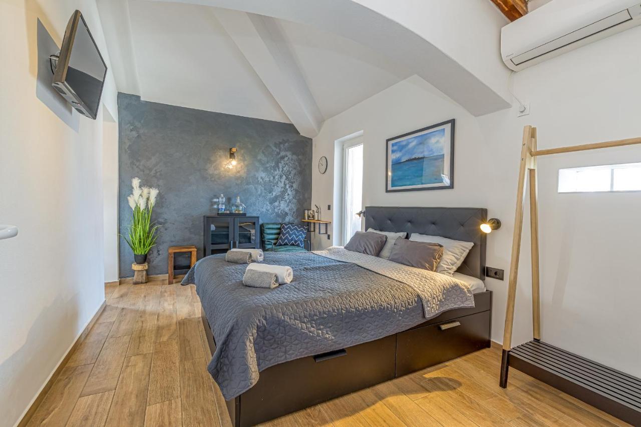 Apartments Hrestak Poreč Extérieur photo
