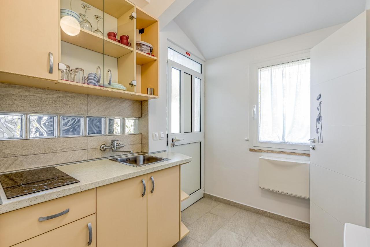 Apartments Hrestak Poreč Extérieur photo