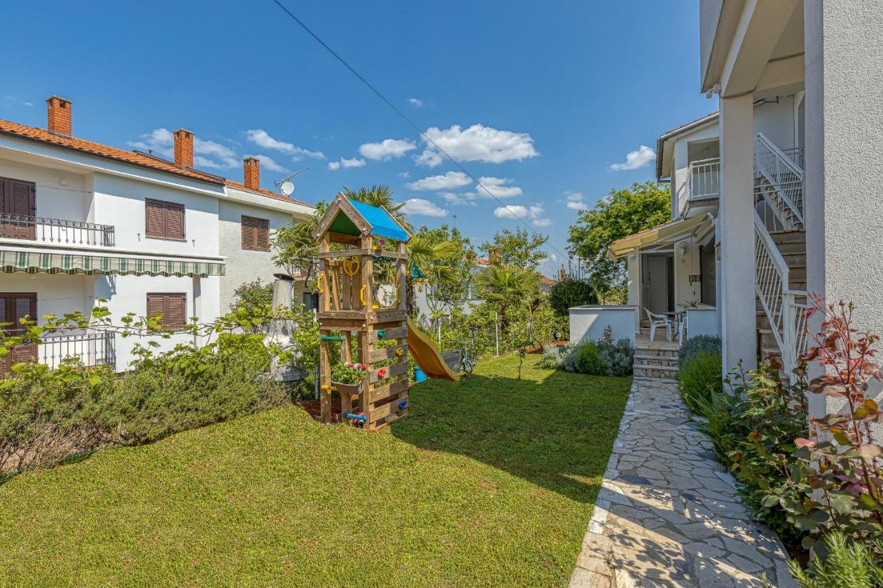 Apartments Hrestak Poreč Extérieur photo