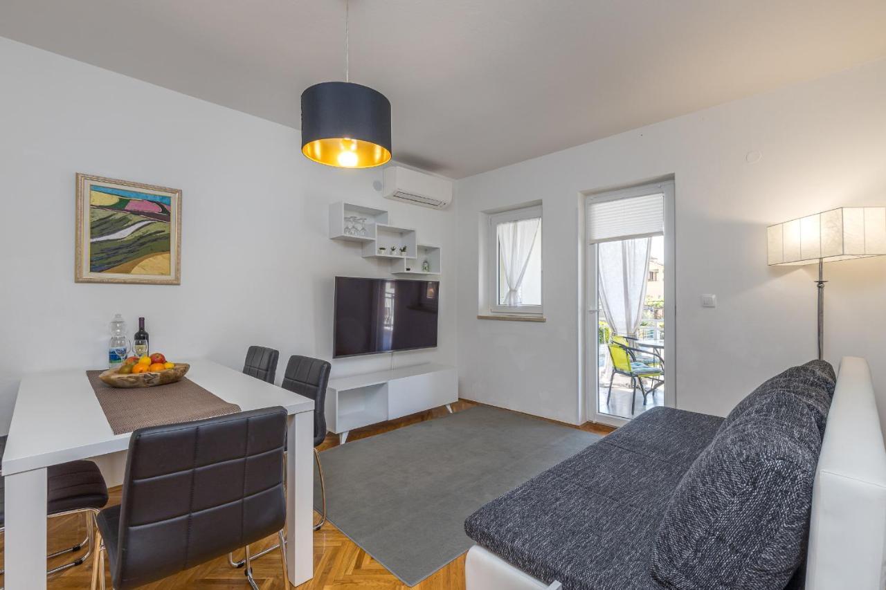 Apartments Hrestak Poreč Extérieur photo
