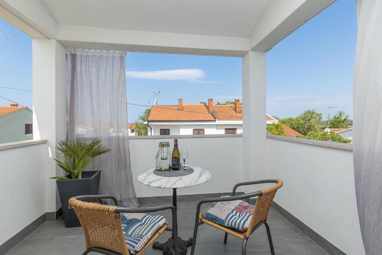 Apartments Hrestak Poreč Extérieur photo